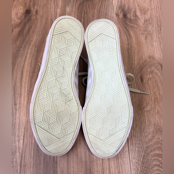 Adidas Womens Classic Ortholite AQ0781 Green Casual Shoes Sneakers Size 7.5 EUC - Picture 6 of 6